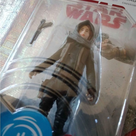 Star Wars Jyn Erso (Jedha) Force Link Action Figure - Picture 3 of 4
